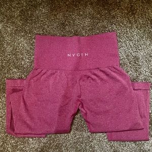 NVGTN Crimson Seamless Leggings-XS